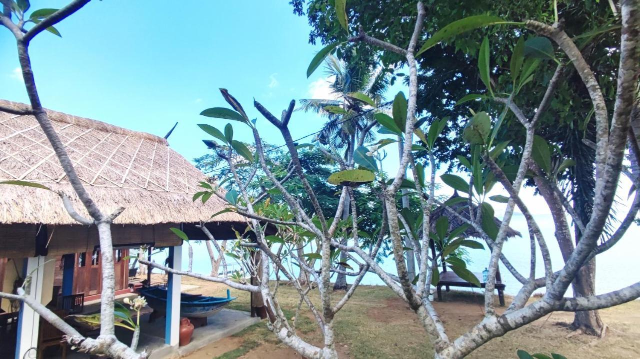 Khabita Beach Resort Lembar  Ngoại thất bức ảnh