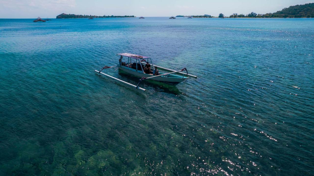 Khabita Beach Resort Lembar  Ngoại thất bức ảnh