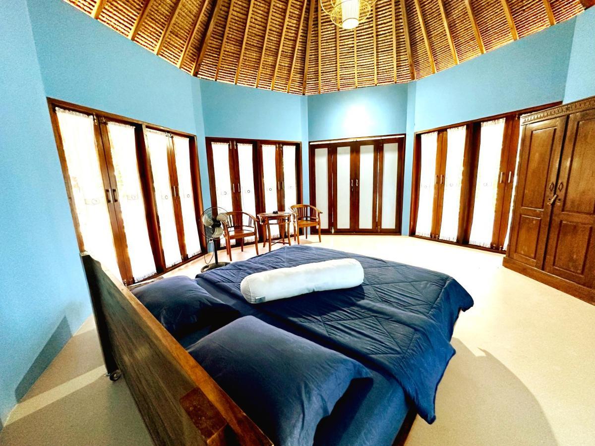 Khabita Beach Resort Lembar  Ngoại thất bức ảnh