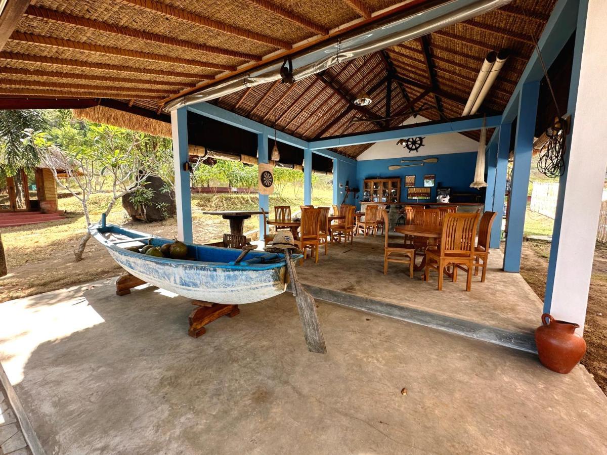 Khabita Beach Resort Lembar  Ngoại thất bức ảnh